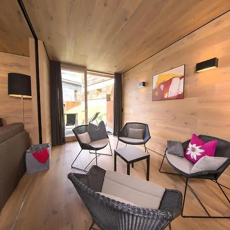 アパート Alpine Stay, Sauna & Fireplace ブラームベルク・アム・ヴィルトコーゲル