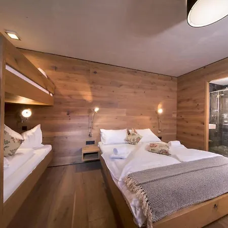 Alpine Stay, Sauna & Fireplace アパート ブラームベルク・アム・ヴィルトコーゲル